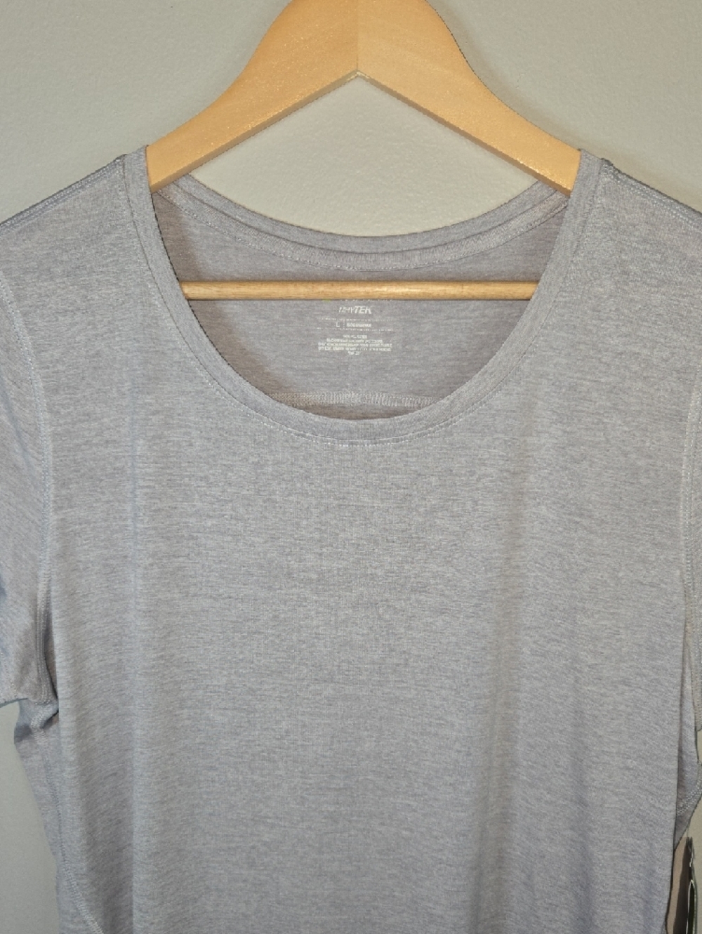 tek gear Women's Large Gray Performance Dry Tec Cap Sleeve T-Shirt NEW - Picture 2 of 8